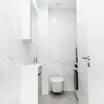 Riverview T2 Luxe 1 Floor Портіман
